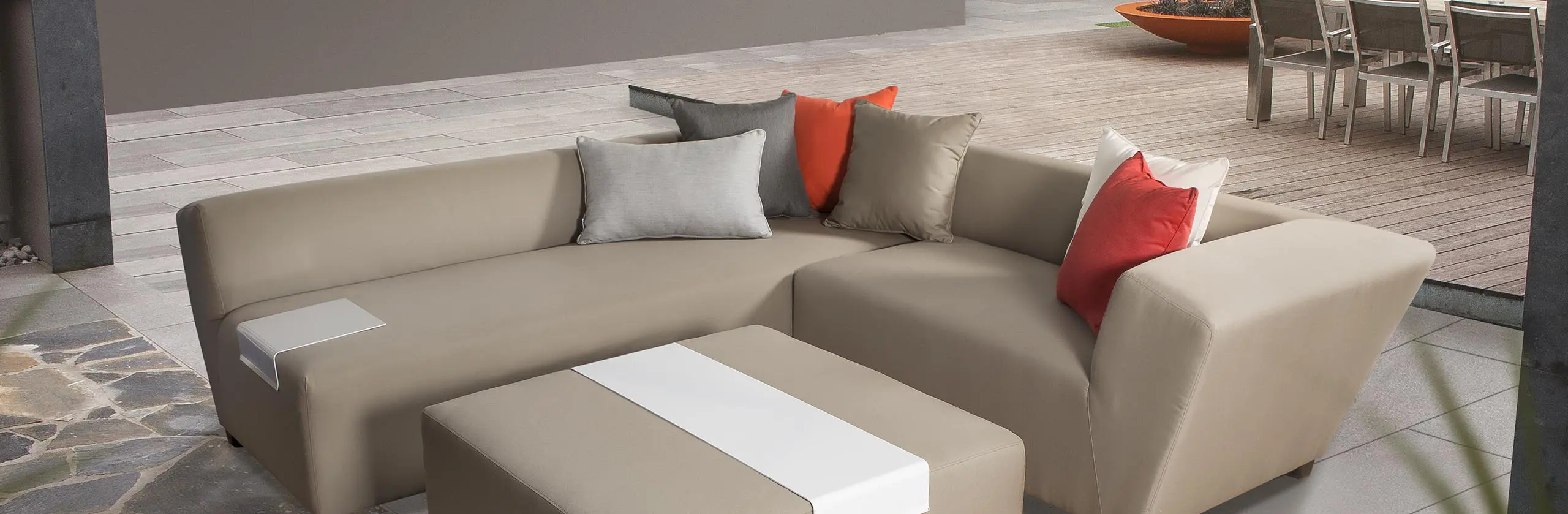 Life-Style Furniture – Club Life-Style Furniture - Club